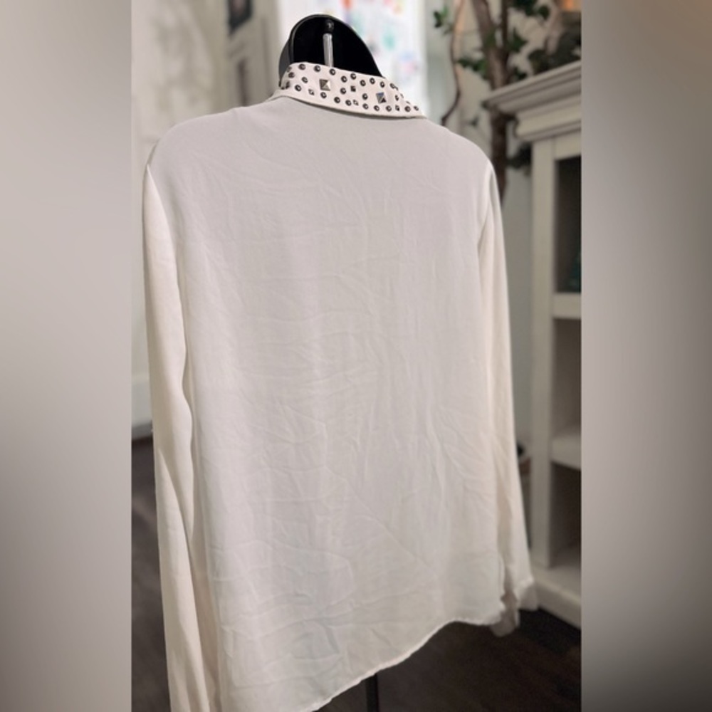 Forever 21 White Button Down Studded Collared Shi… - image 5